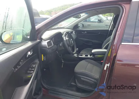 2018 Kia Sorento 2.4L Lx z USA, uszkodzony, nr VIN 5XYPGDA31JG398129